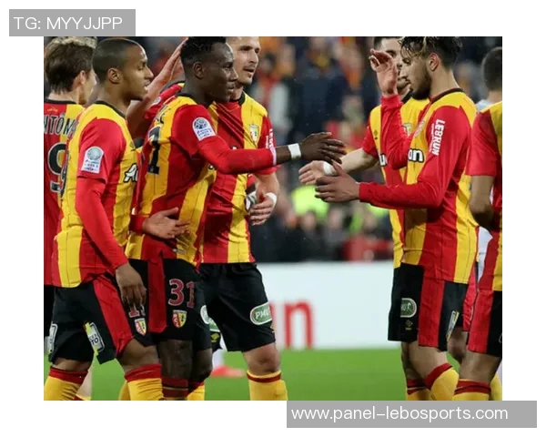 兰斯与第界的对决探秘揭示两者之间的力量与智慧较量